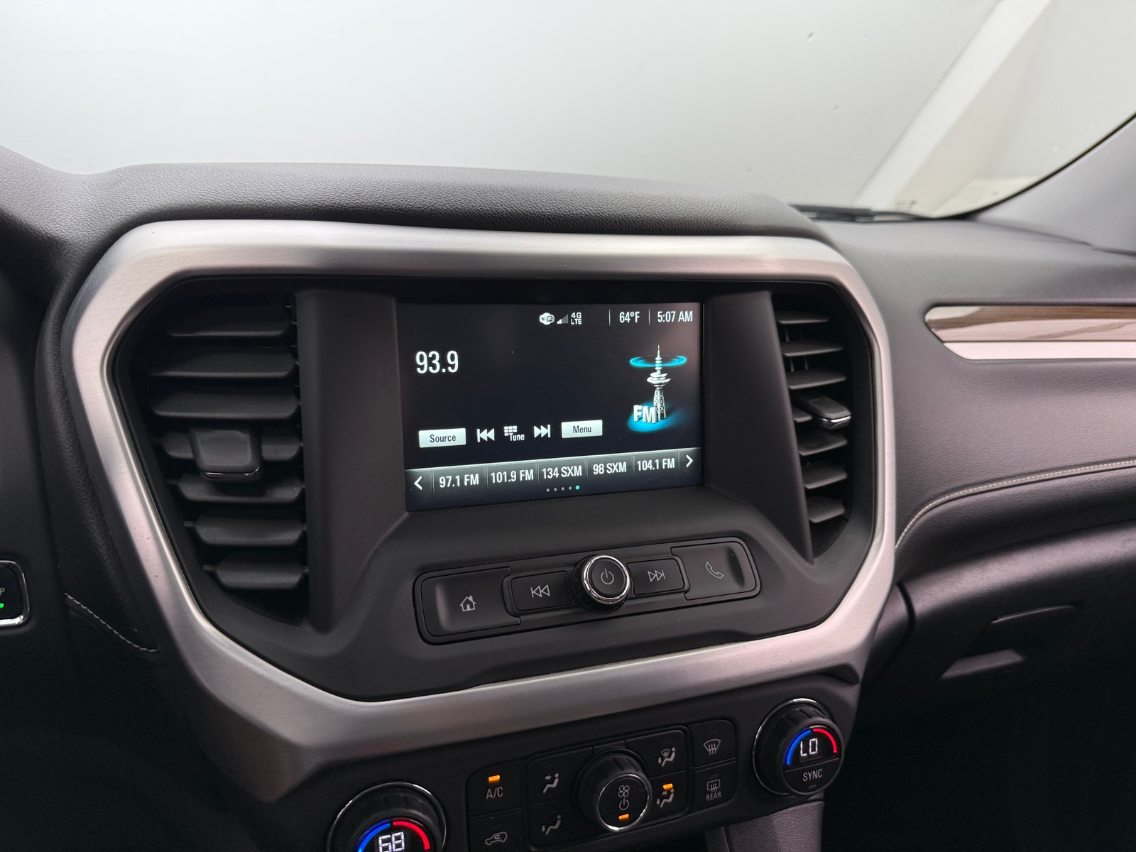 Thumbnail: 2019 GMC Acadia - 4
