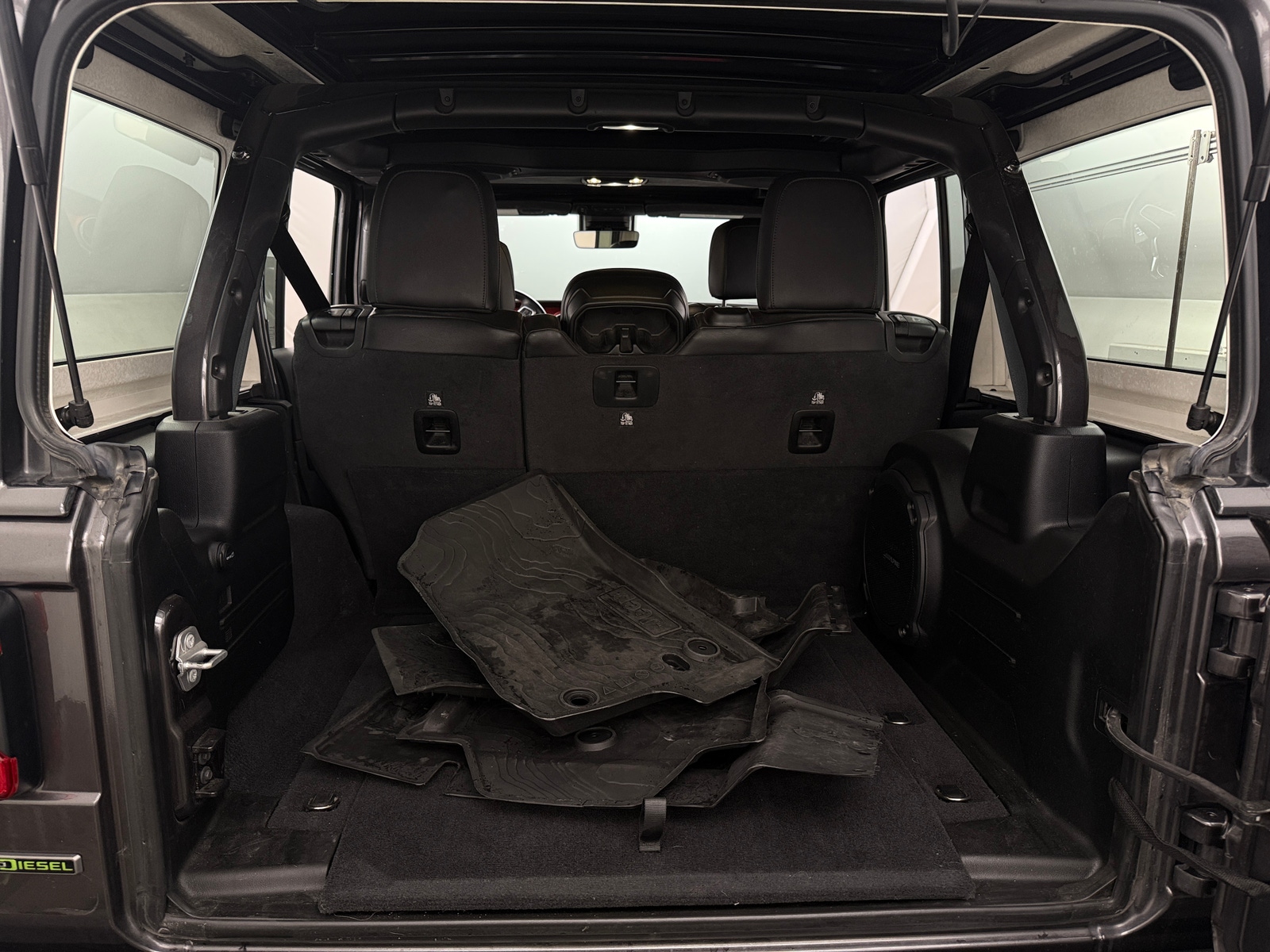 Thumbnail: 2021 Jeep Wrangler - 6