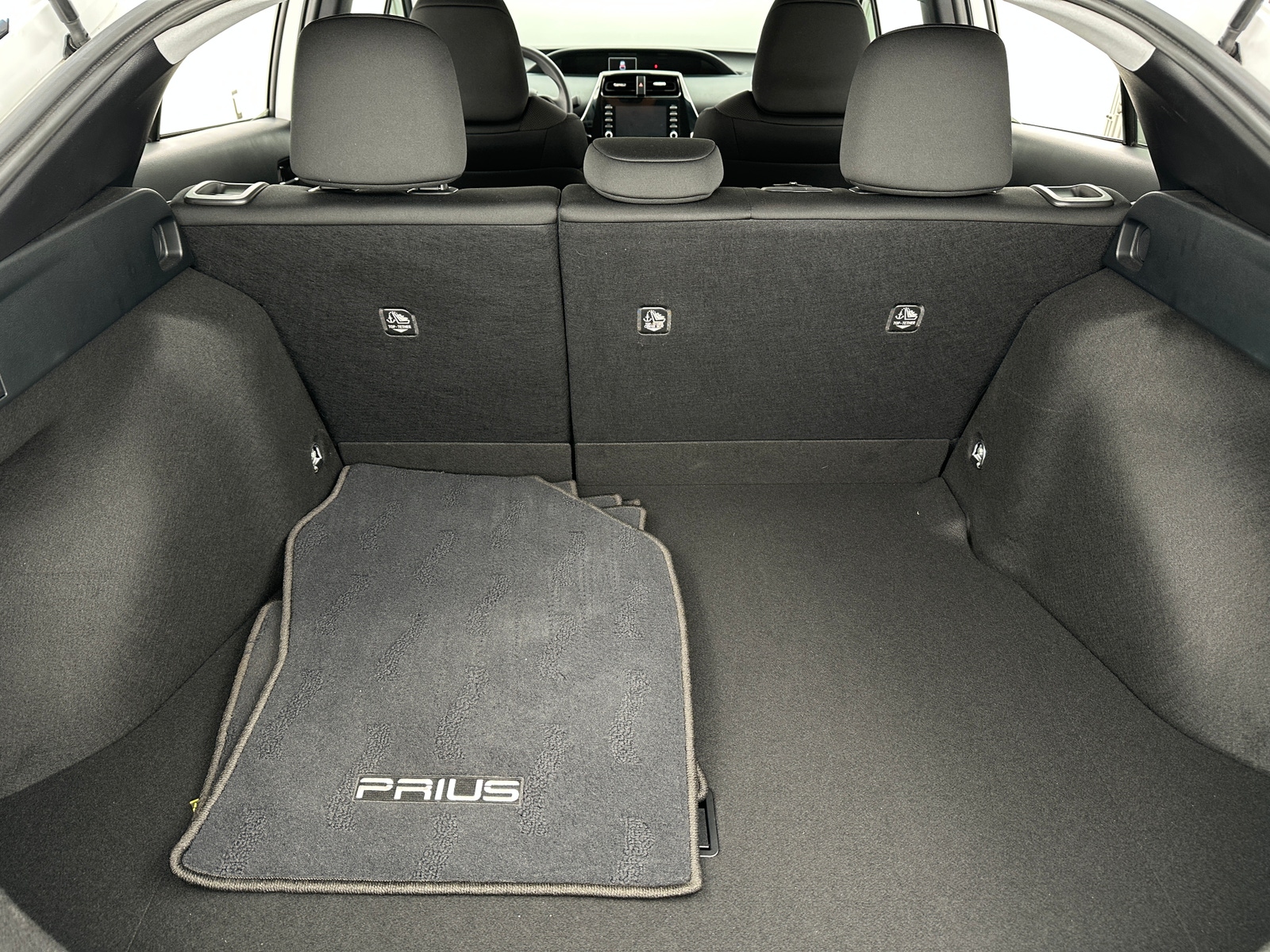 Thumbnail: 2022 Toyota Prius - 7