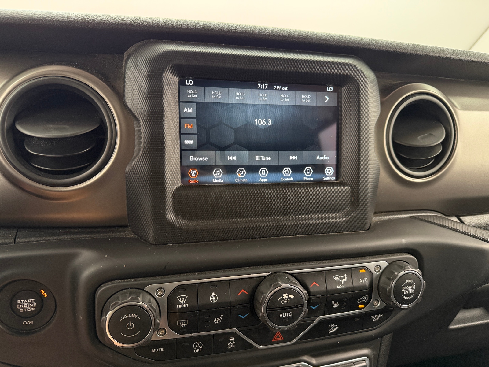 Thumbnail: 2018 Jeep Wrangler - 4