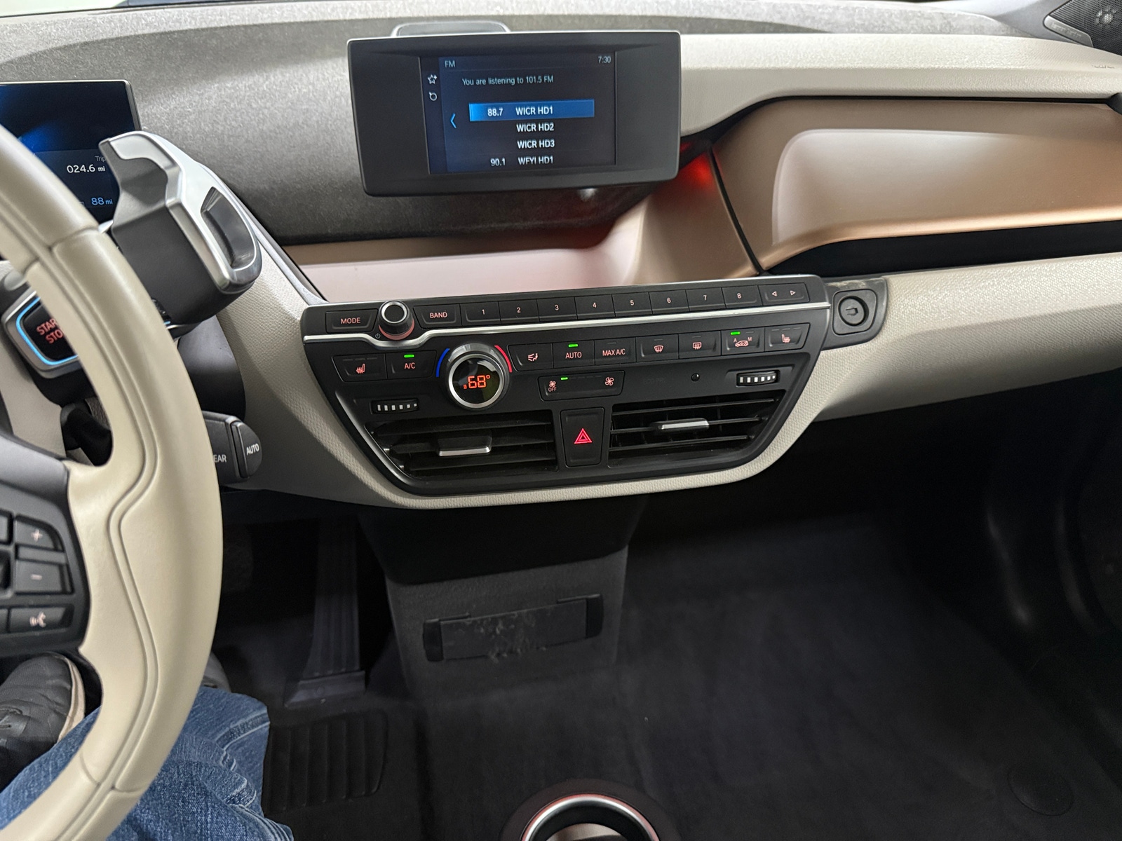 Thumbnail: 2019 BMW i3 - 4