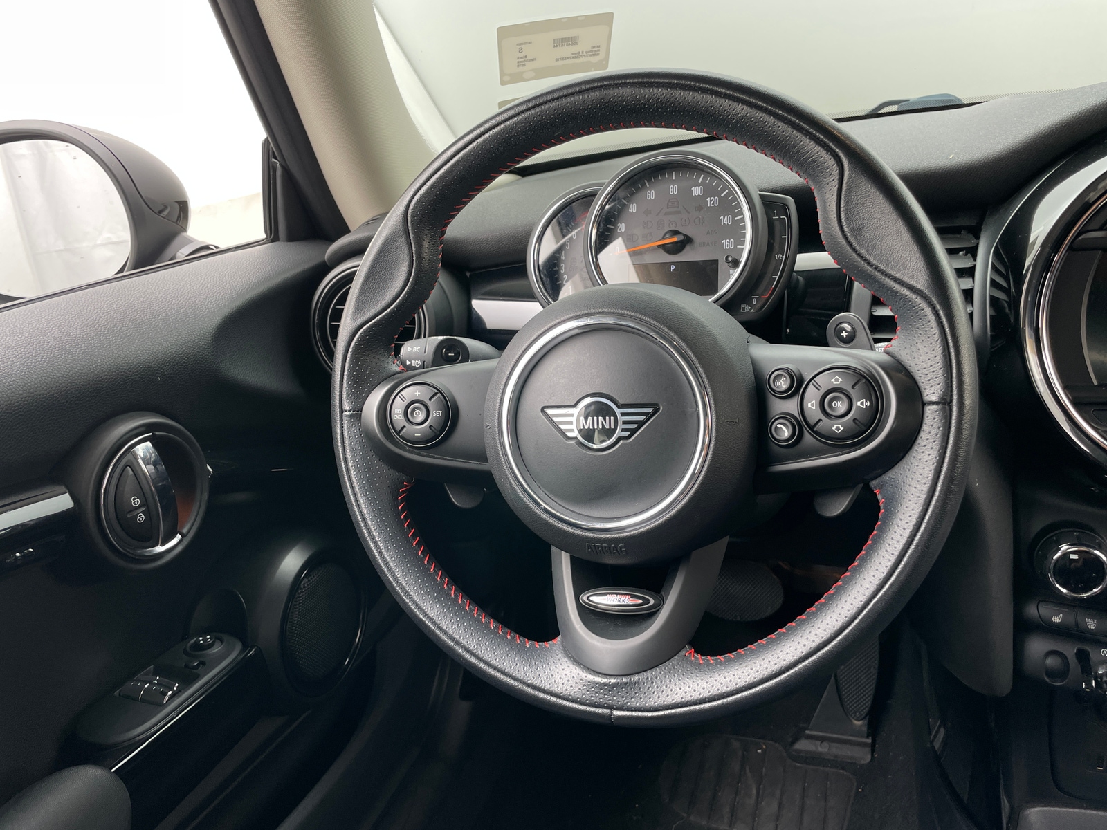Thumbnail: 2019 MINI Cooper Hardtop - 4