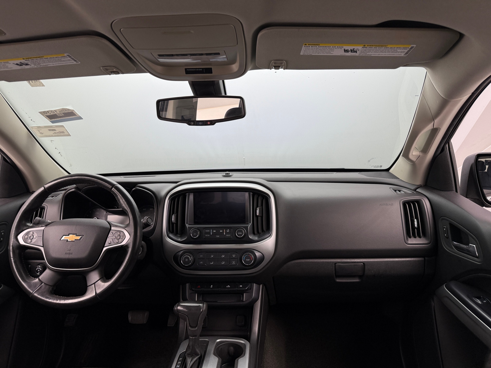 Thumbnail: 2017 Chevrolet Colorado - 3