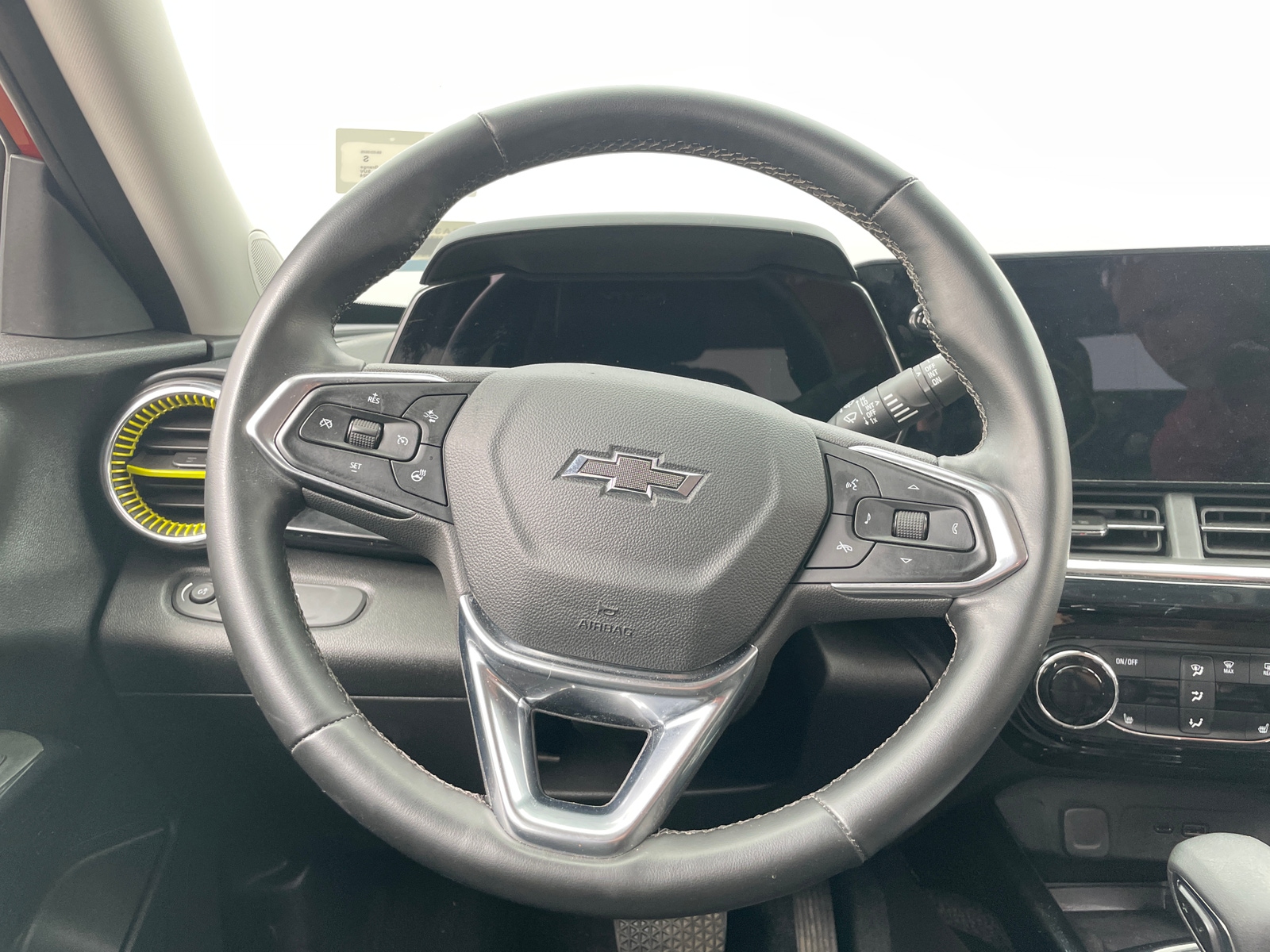 Thumbnail: 2024 Chevrolet Trax - 4