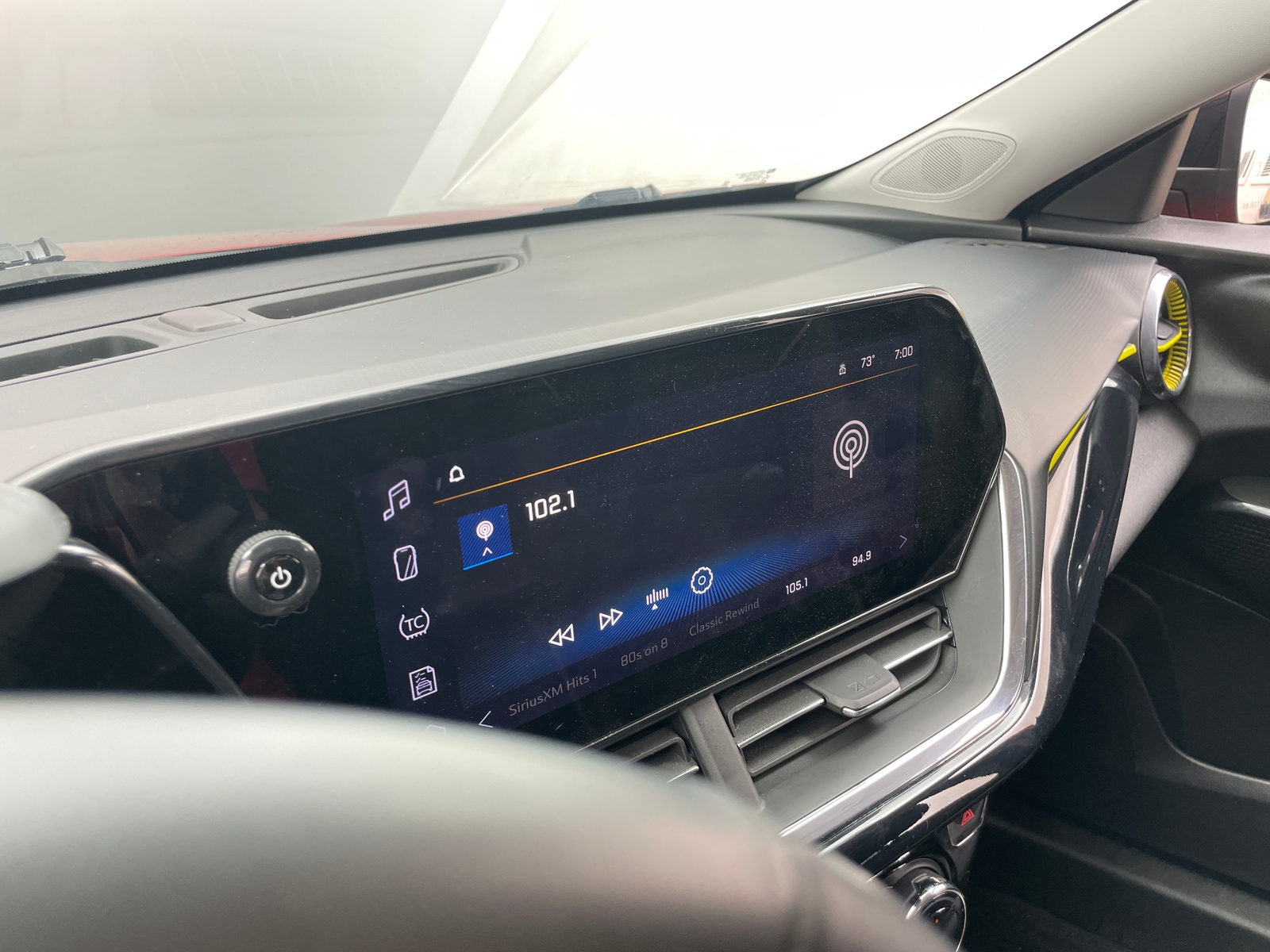 Thumbnail: 2024 Chevrolet Trax - 3