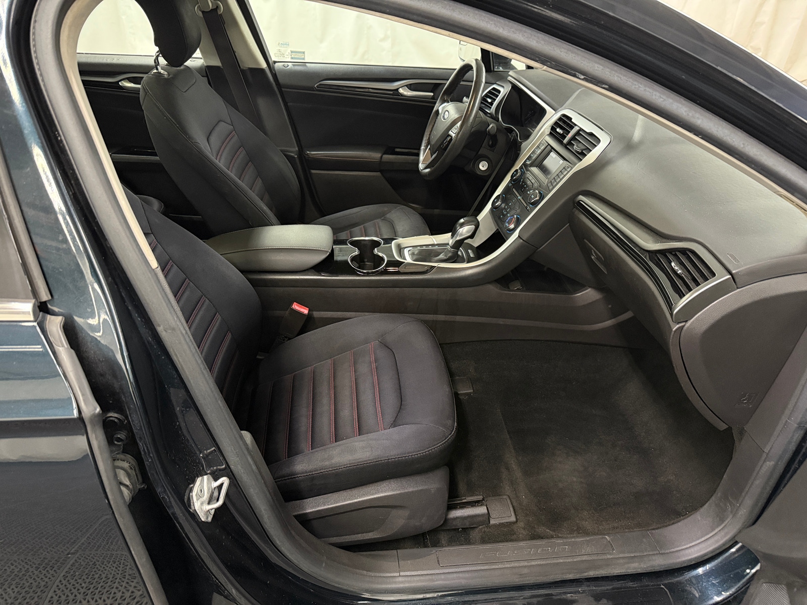 Thumbnail: 2014 Ford Fusion - 2