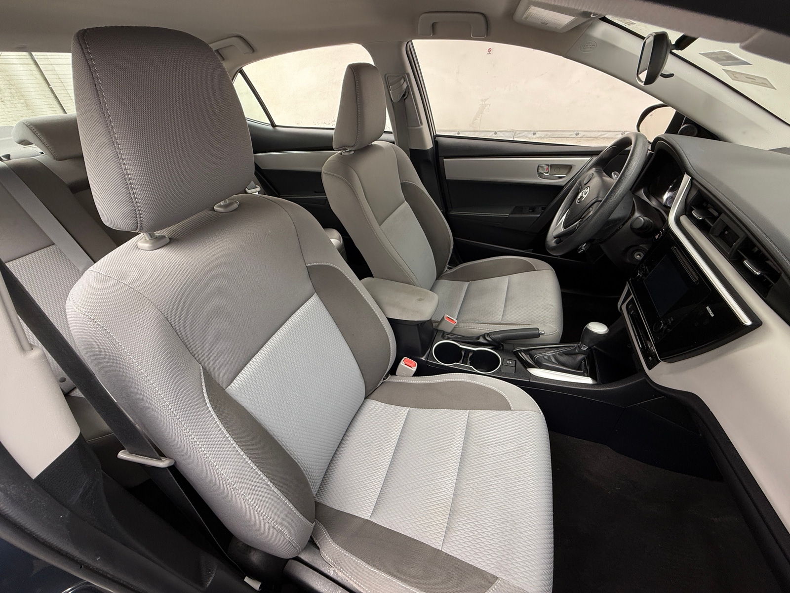 Thumbnail: 2017 Toyota Corolla - 2