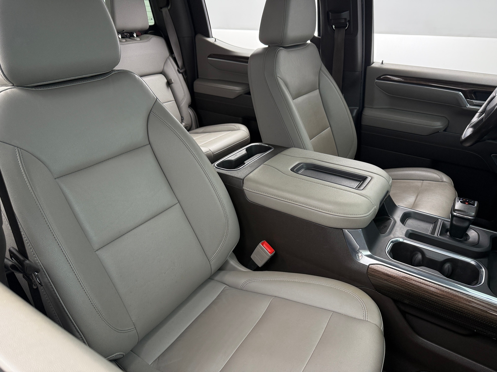 Thumbnail: 2022 Chevrolet Silverado 1500 - 2