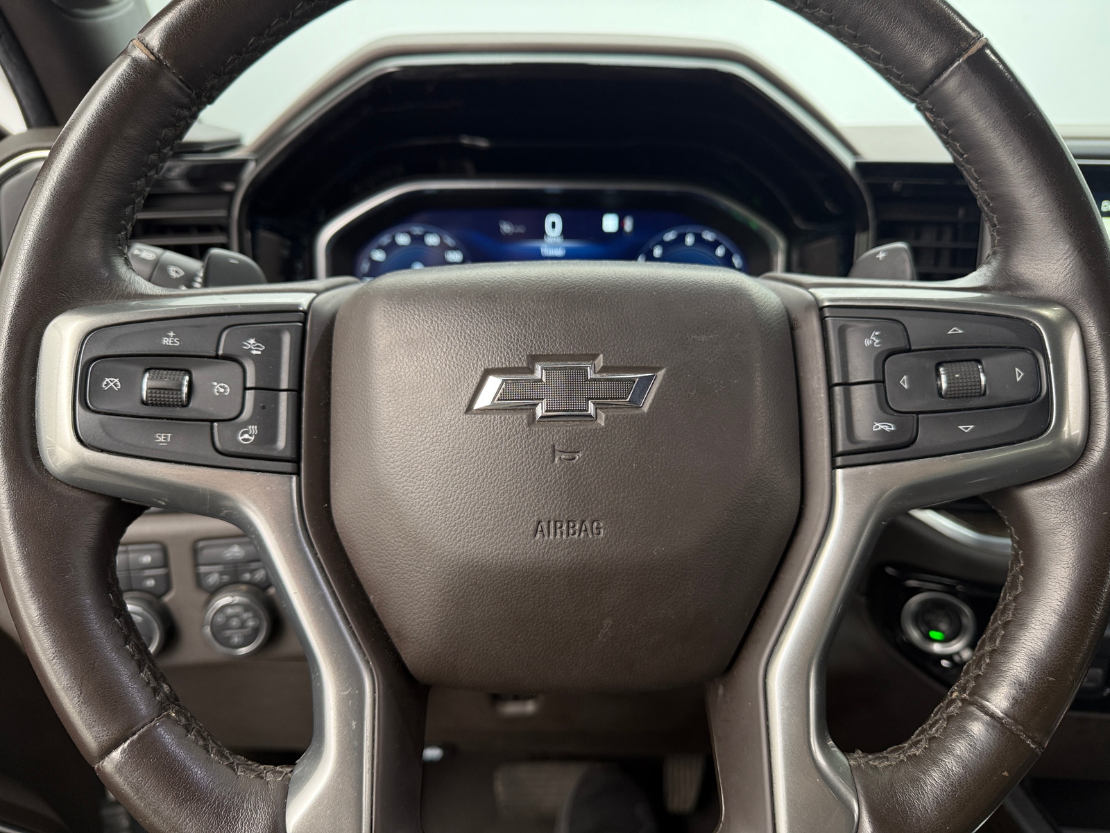 Thumbnail: 2022 Chevrolet Silverado 1500 - 5