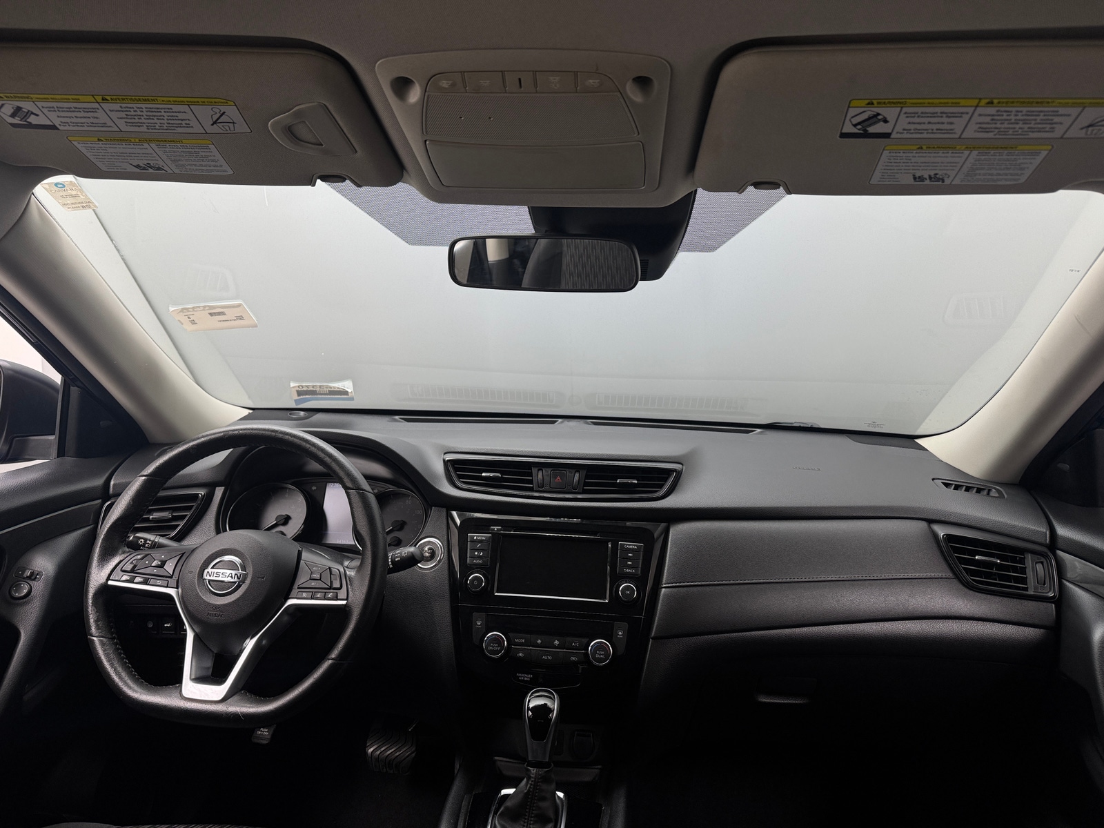 Thumbnail: 2020 Nissan Rogue - 3