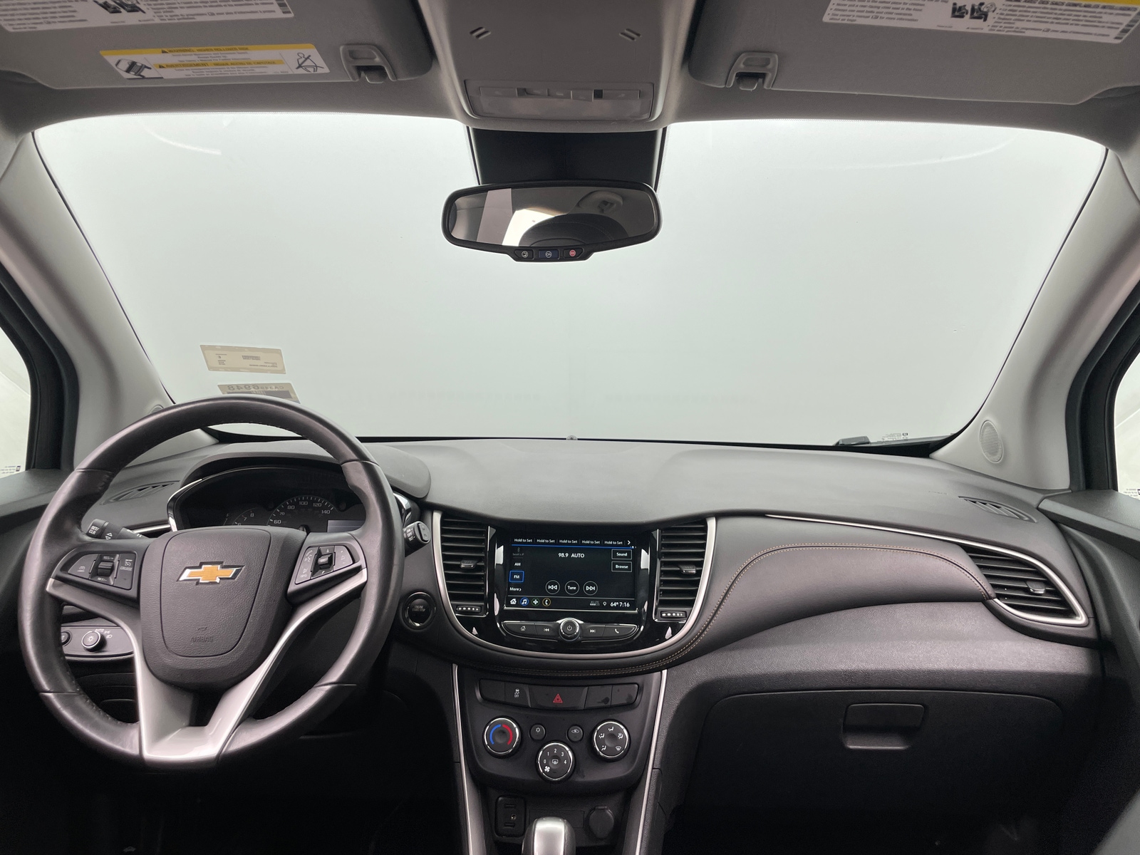 Thumbnail: 2019 Chevrolet Trax - 3