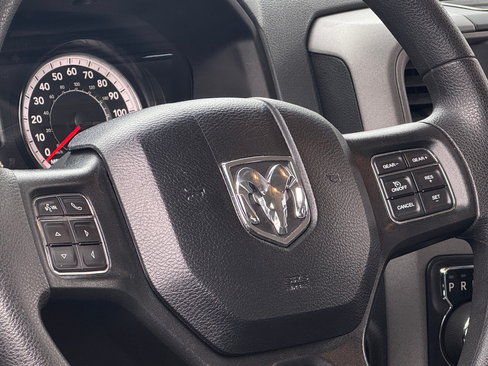Thumbnail: 2019 RAM 1500 Classic - 4