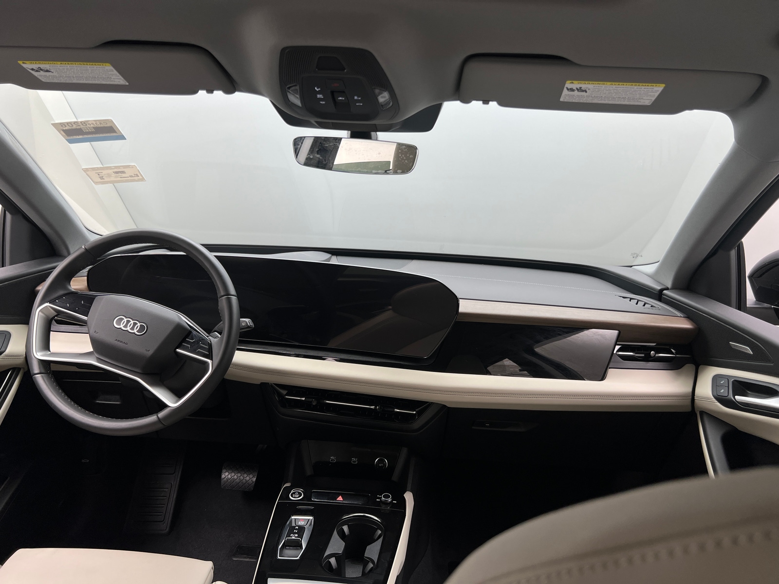 Thumbnail: 2025 Audi Q6 e-tron - 2