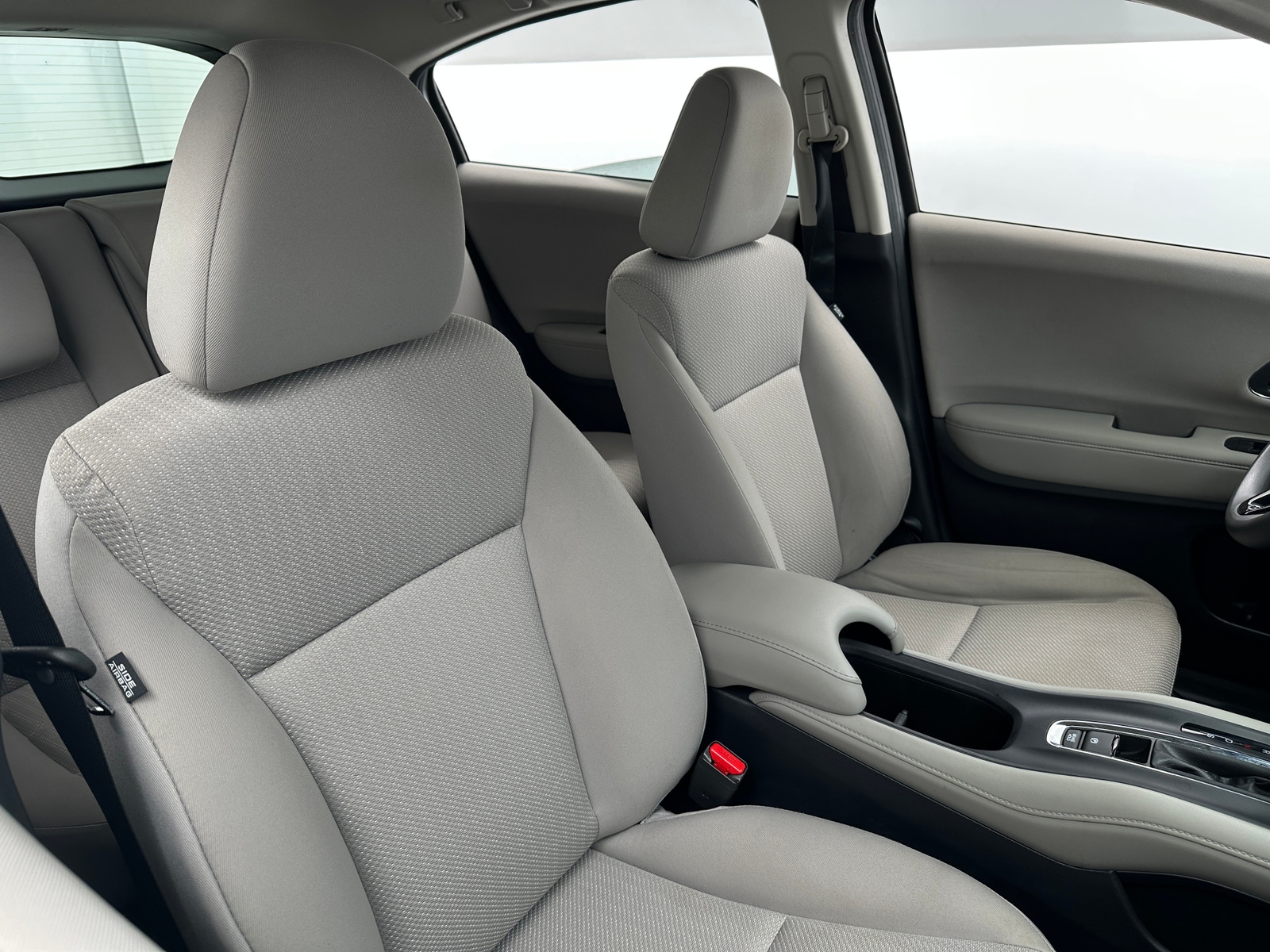 Thumbnail: 2018 Honda HR-V - 2