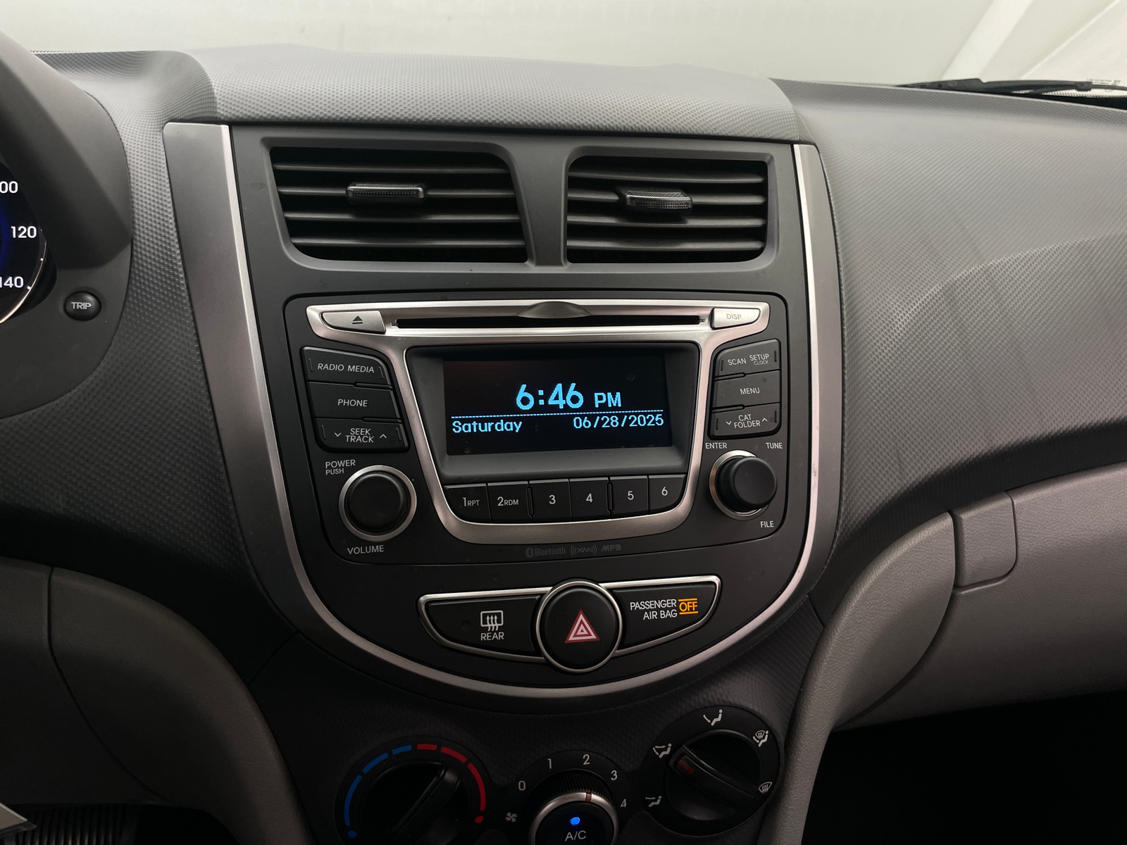 Thumbnail: 2017 Hyundai Accent - 4