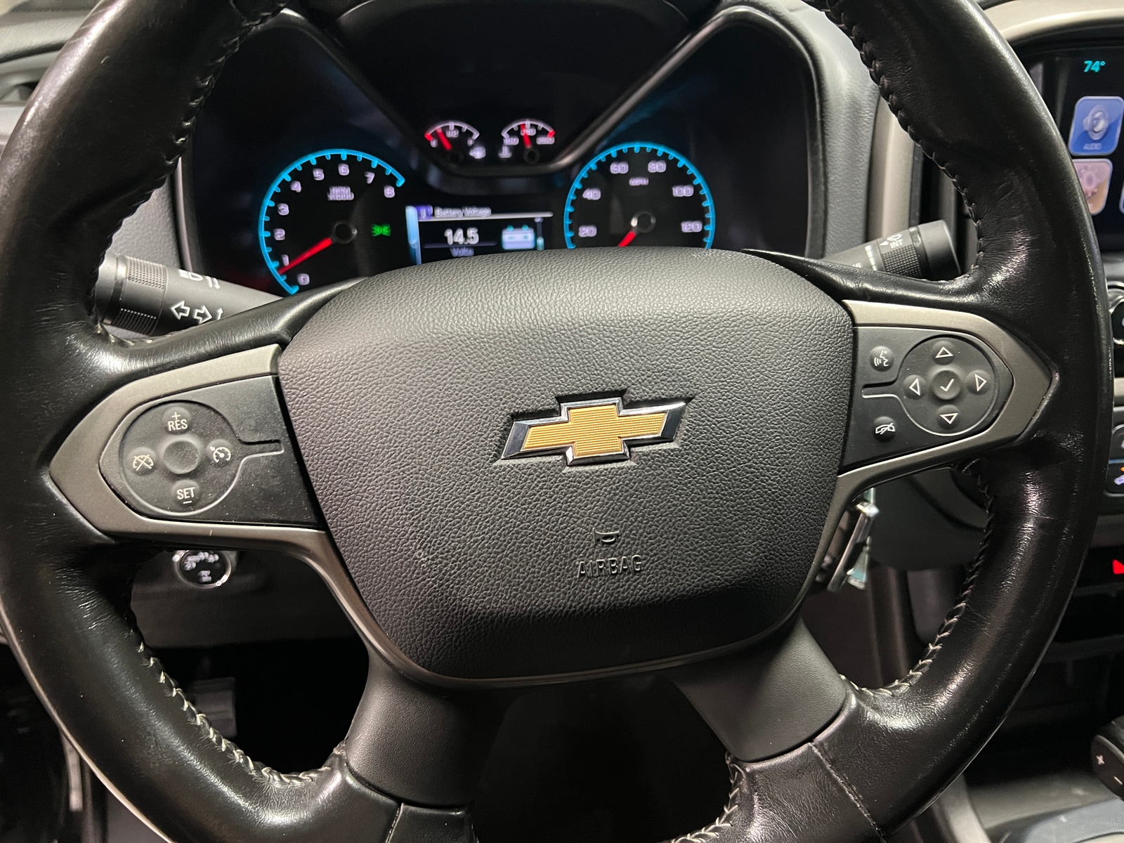 Thumbnail: 2017 Chevrolet Colorado - 5