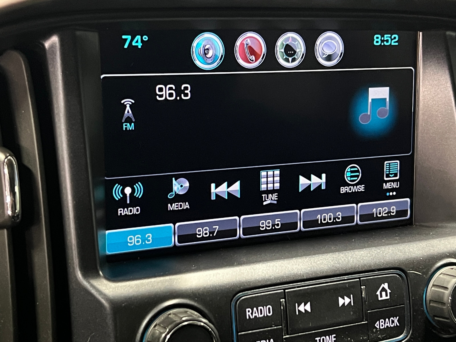 Thumbnail: 2017 Chevrolet Colorado - 4