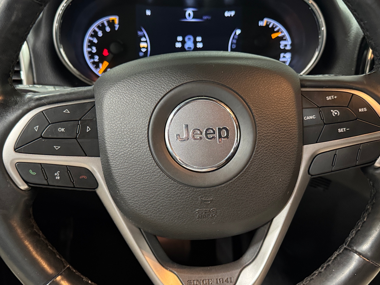 Thumbnail: 2020 Jeep Grand Cherokee - 4