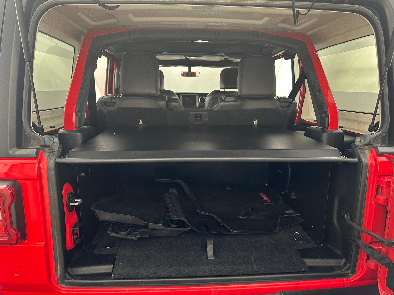 Thumbnail: 2018 Jeep Wrangler - 6