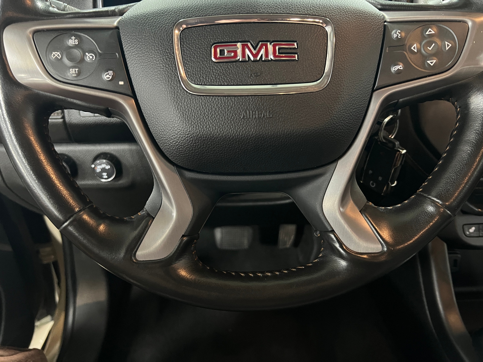 Thumbnail: 2021 GMC Canyon - 4