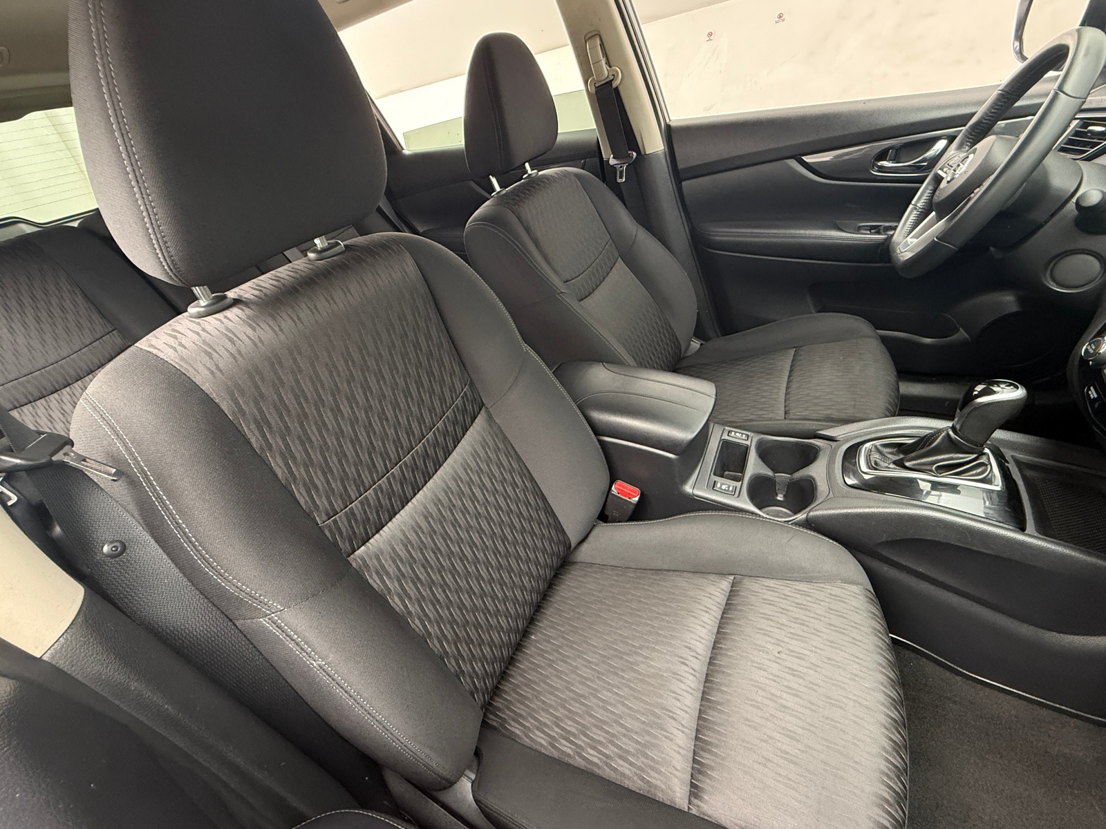 Thumbnail: 2018 Nissan Rogue - 2