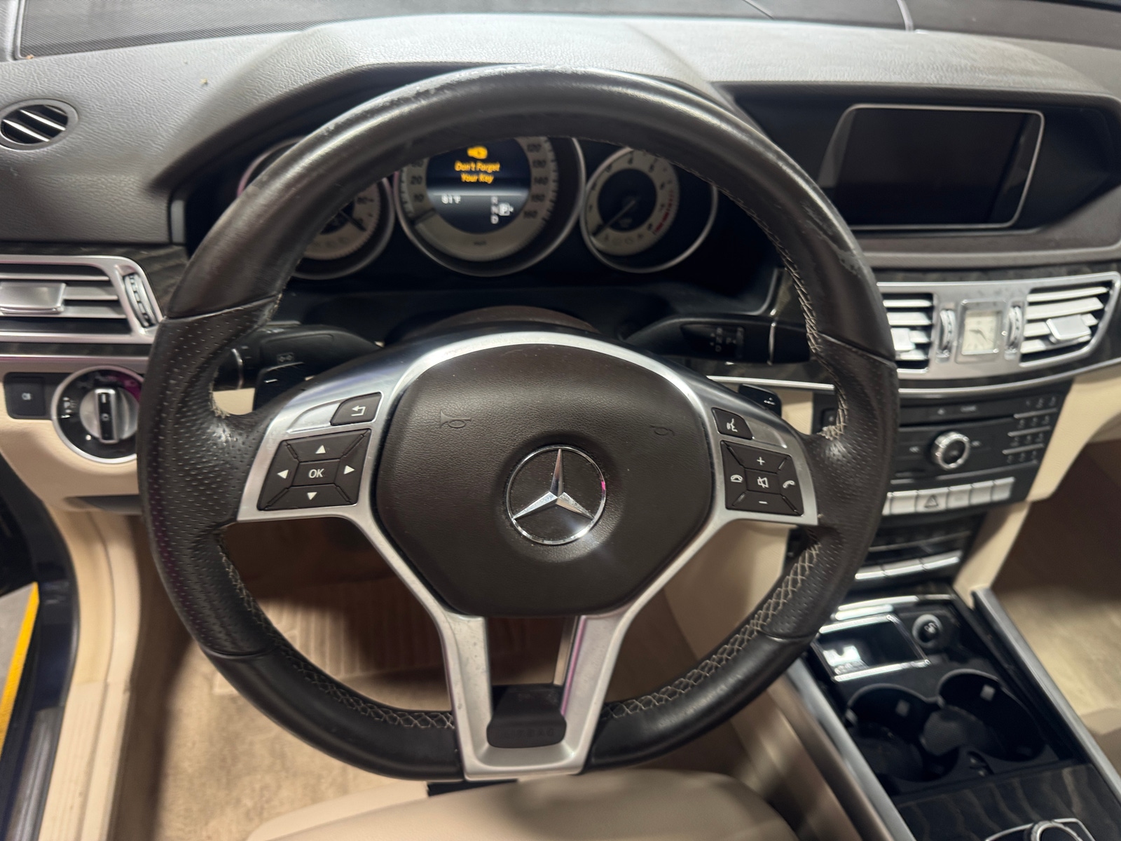 Thumbnail: 2016 Mercedes-Benz E-Class - 4