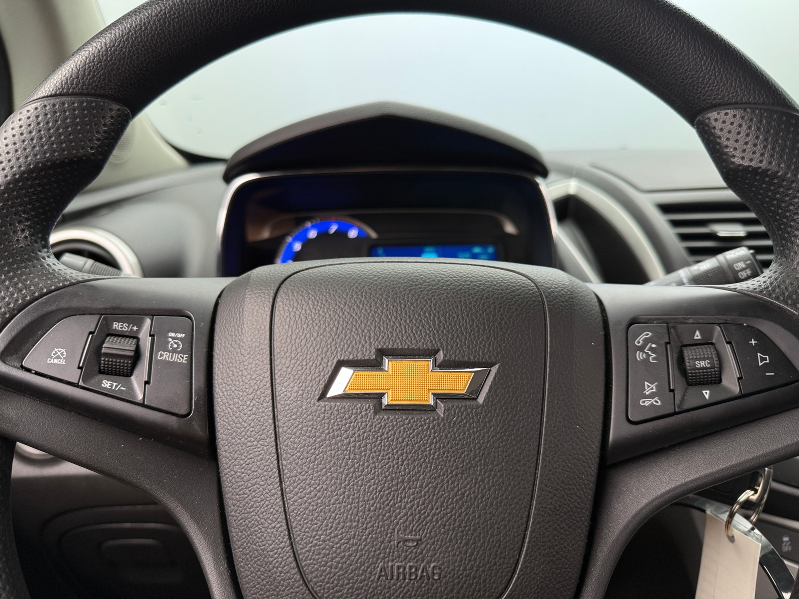Thumbnail: 2016 Chevrolet Trax - 5