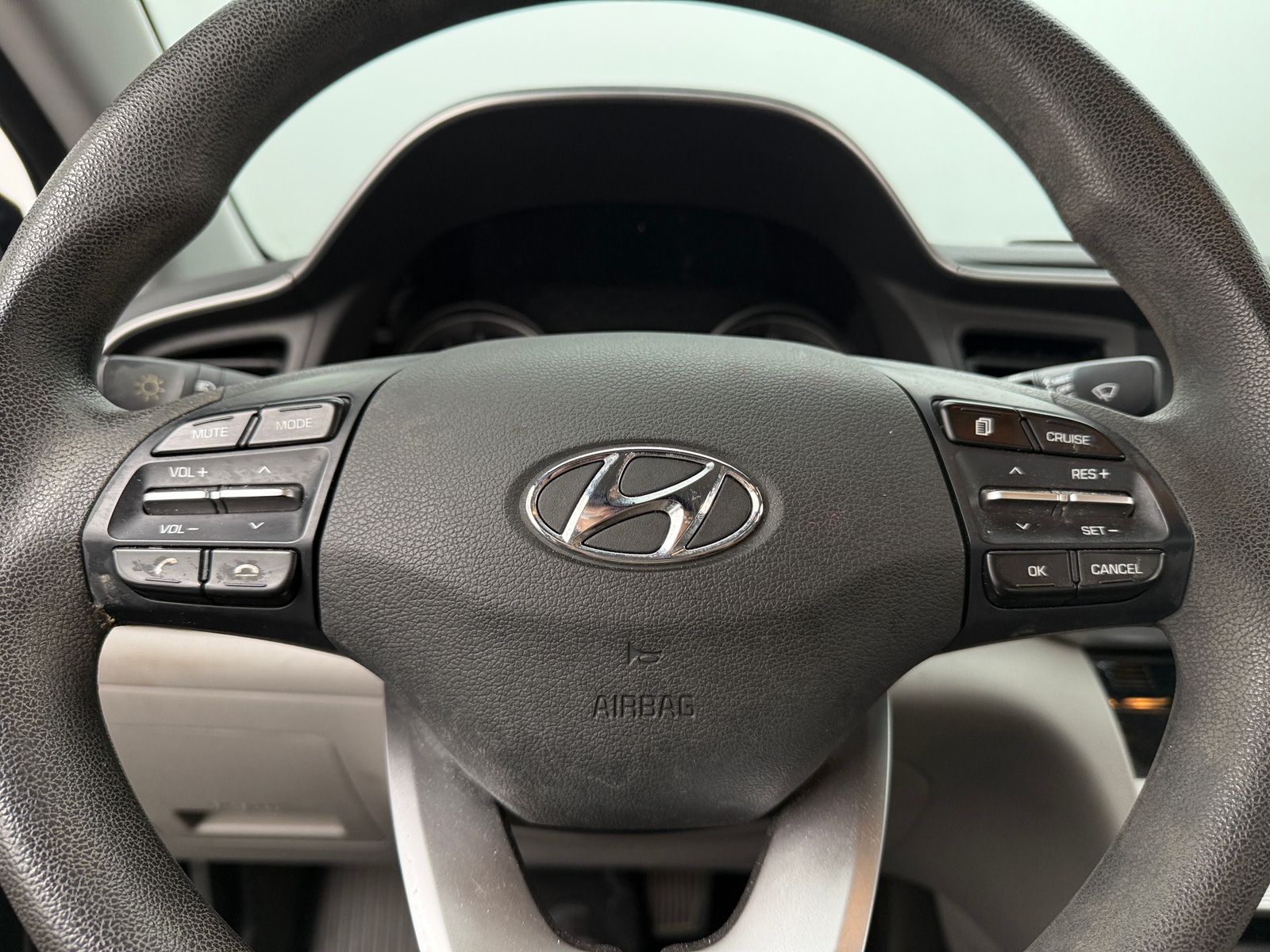 Thumbnail: 2020 Hyundai Elantra - 5