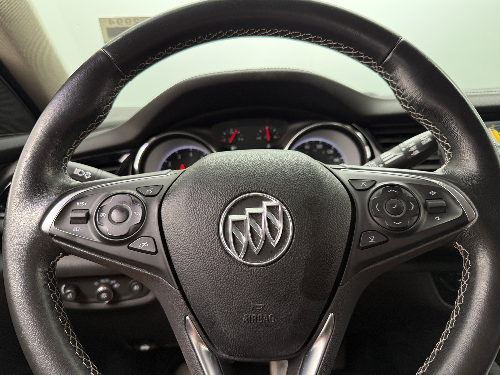 Thumbnail: 2019 Buick Regal - 5