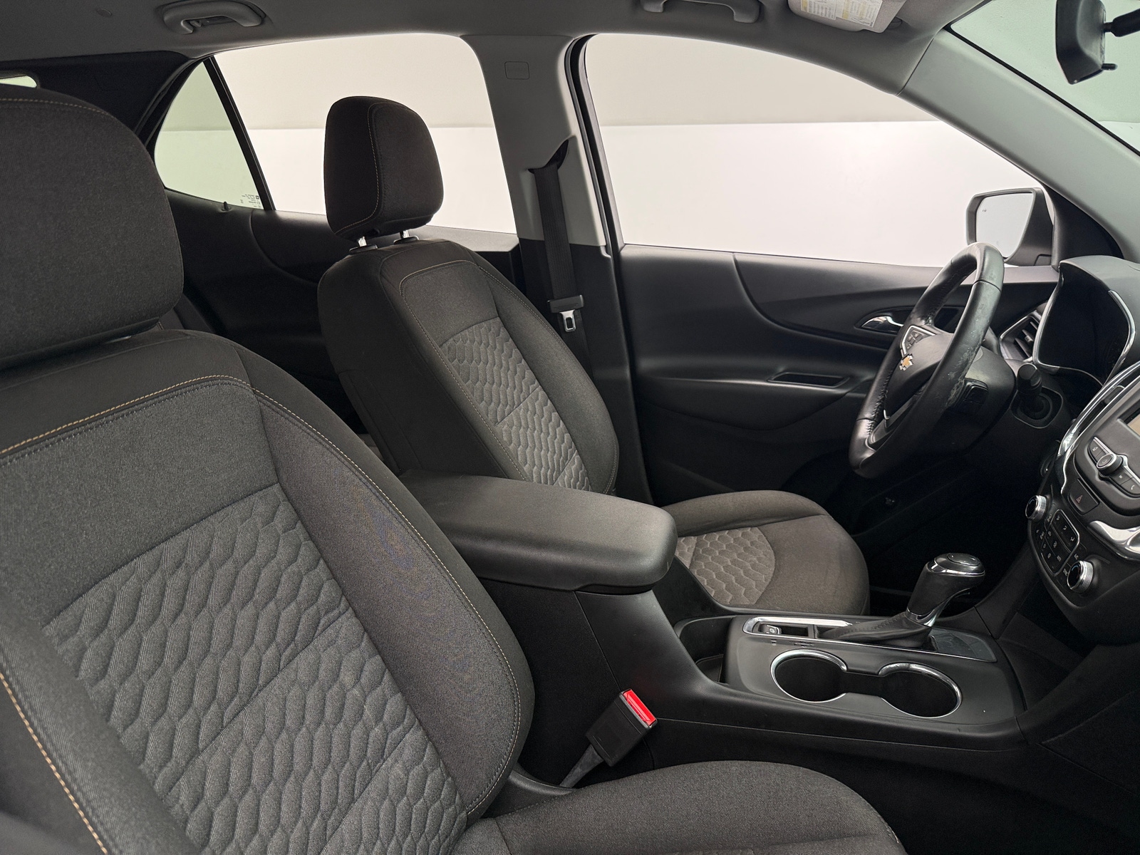 Thumbnail: 2019 Chevrolet Equinox - 2