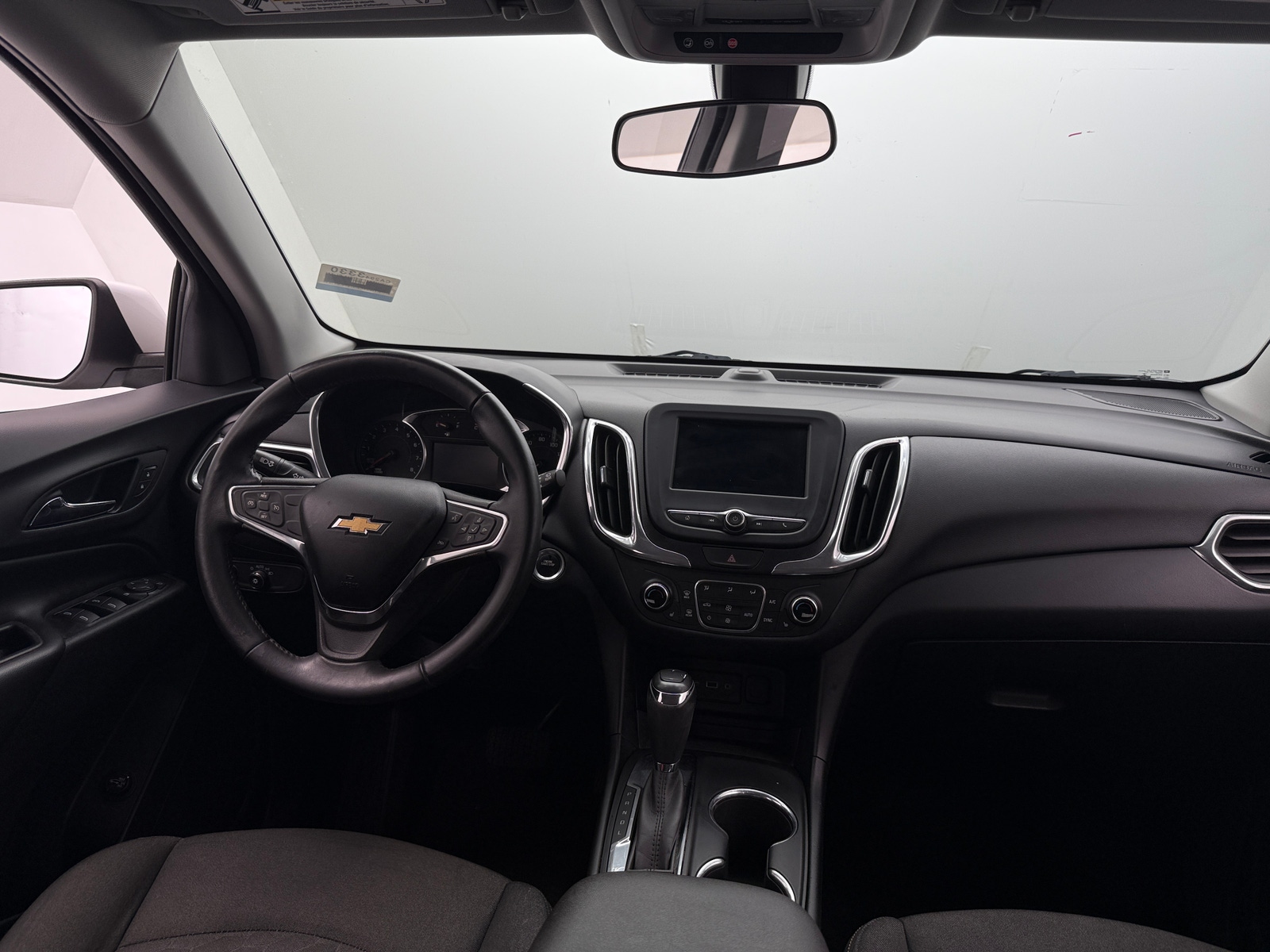 Thumbnail: 2019 Chevrolet Equinox - 3