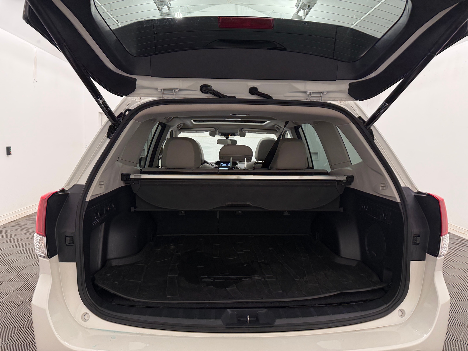 Thumbnail: 2020 Subaru Forester - 6