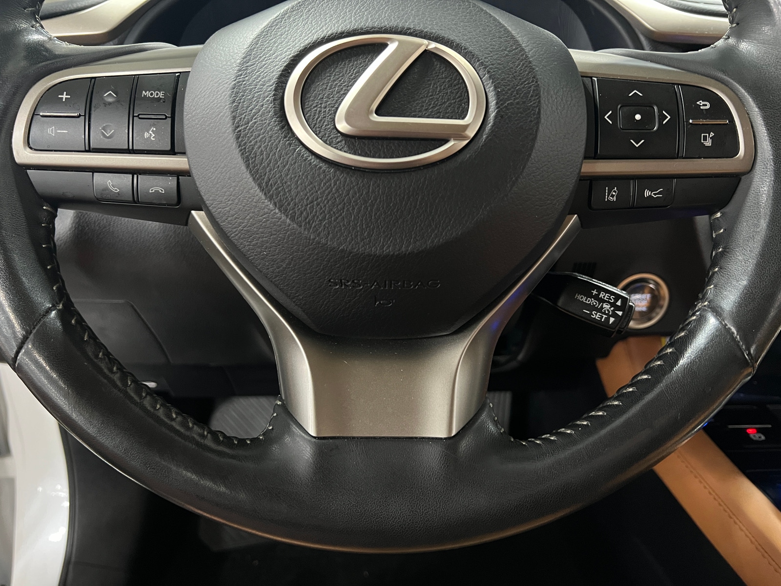 Thumbnail: 2022 Lexus RX - 5