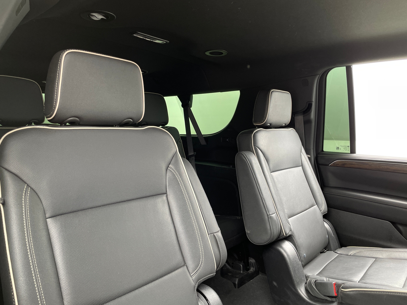 Thumbnail: 2022 Chevrolet Suburban - 5