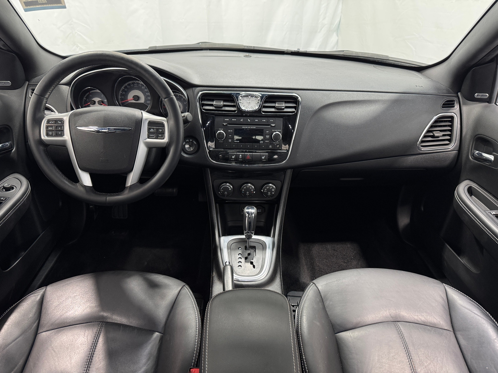Thumbnail: 2013 Chrysler 200 - 2