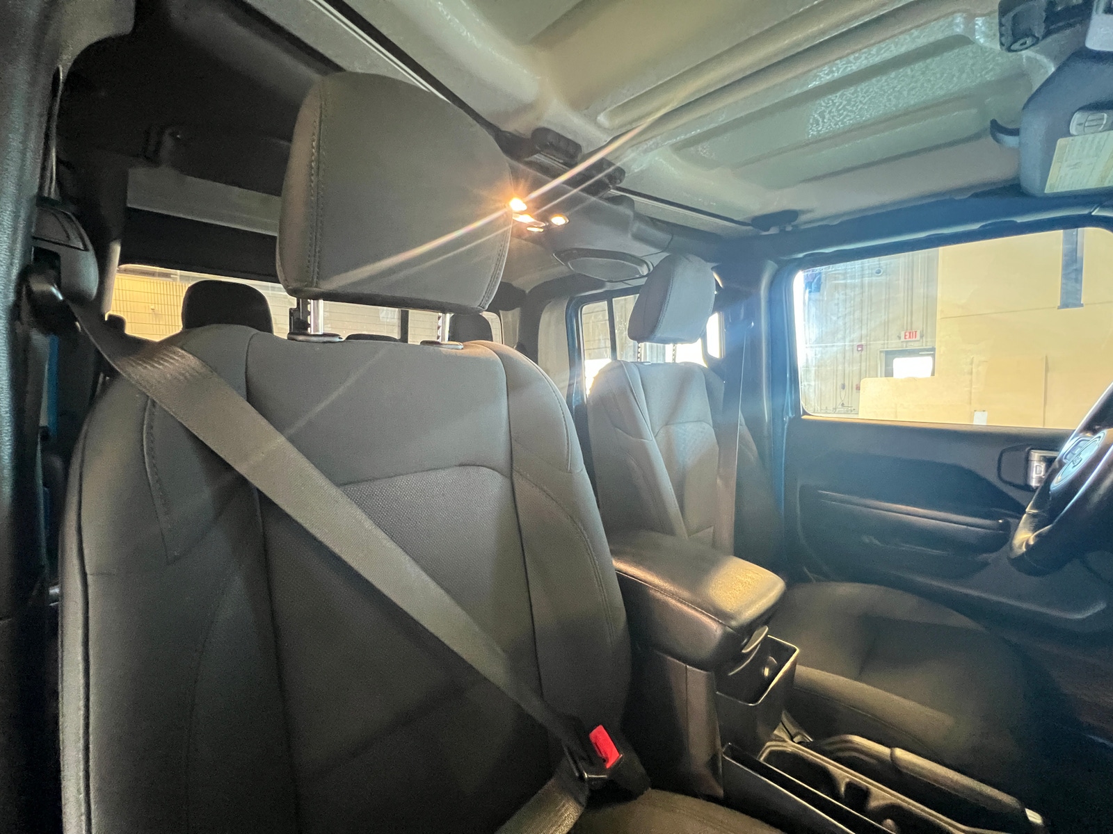Thumbnail: 2021 Jeep Gladiator - 2