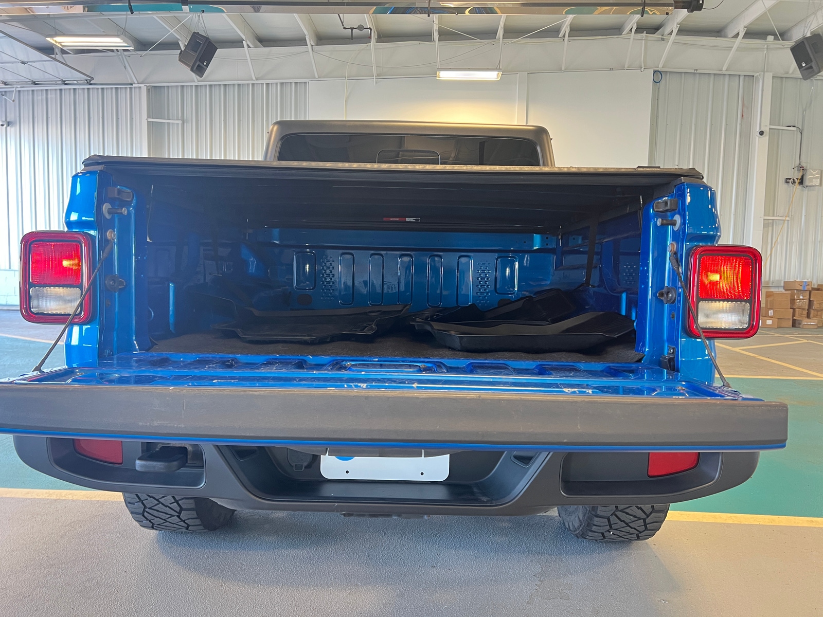 Thumbnail: 2021 Jeep Gladiator - 7