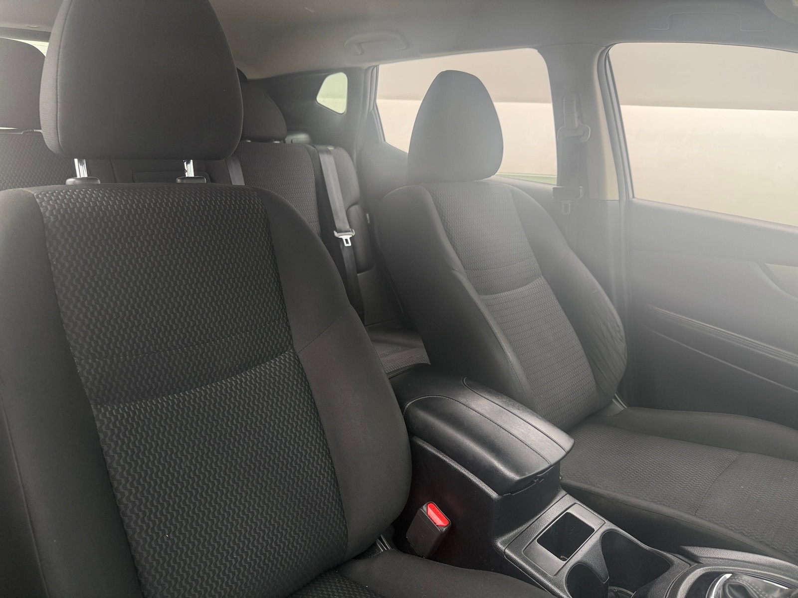 Thumbnail: 2022 Nissan Rogue Sport - 2