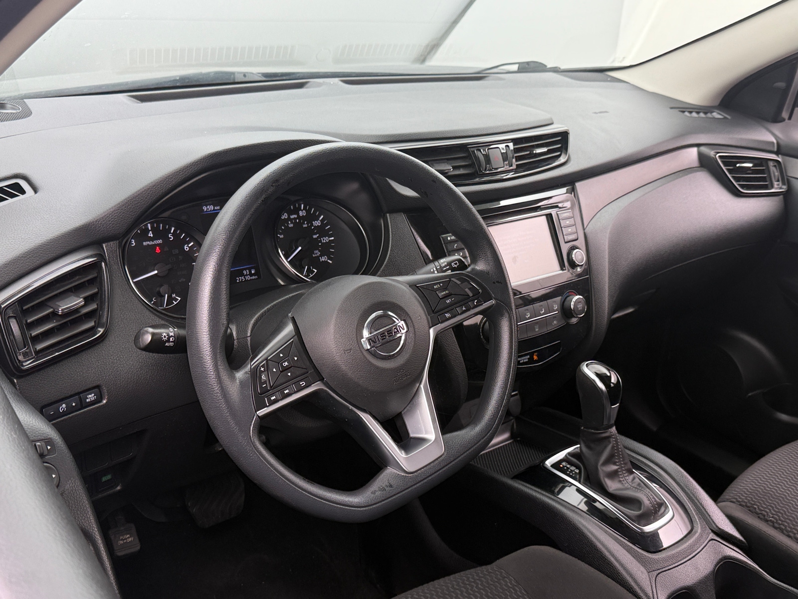 Thumbnail: 2022 Nissan Rogue Sport - 3