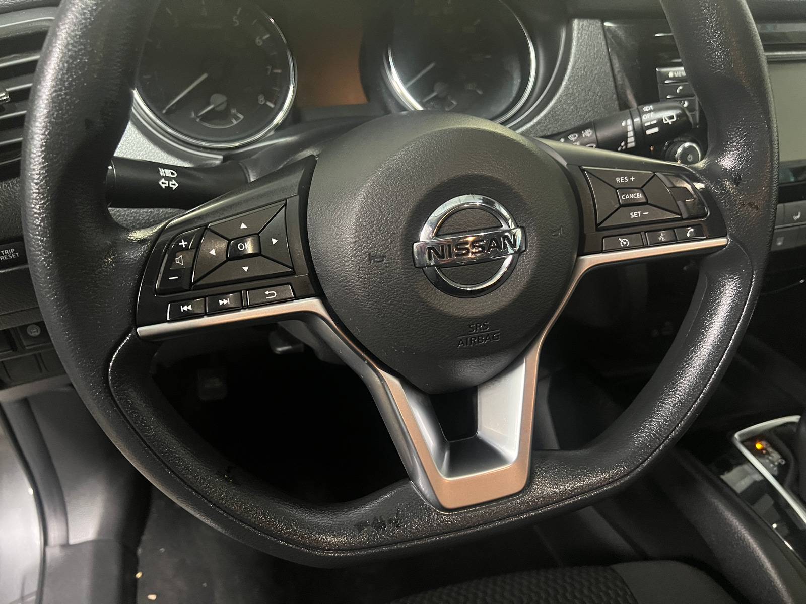 Thumbnail: 2022 Nissan Rogue Sport - 5