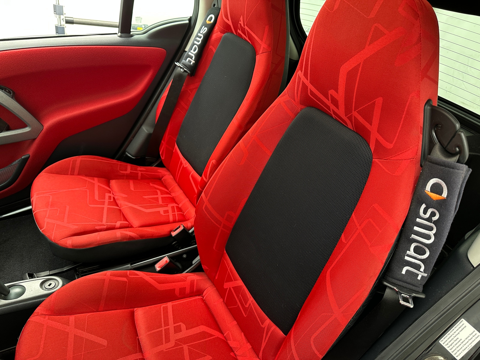 Thumbnail: 2010 smart fortwo - 2