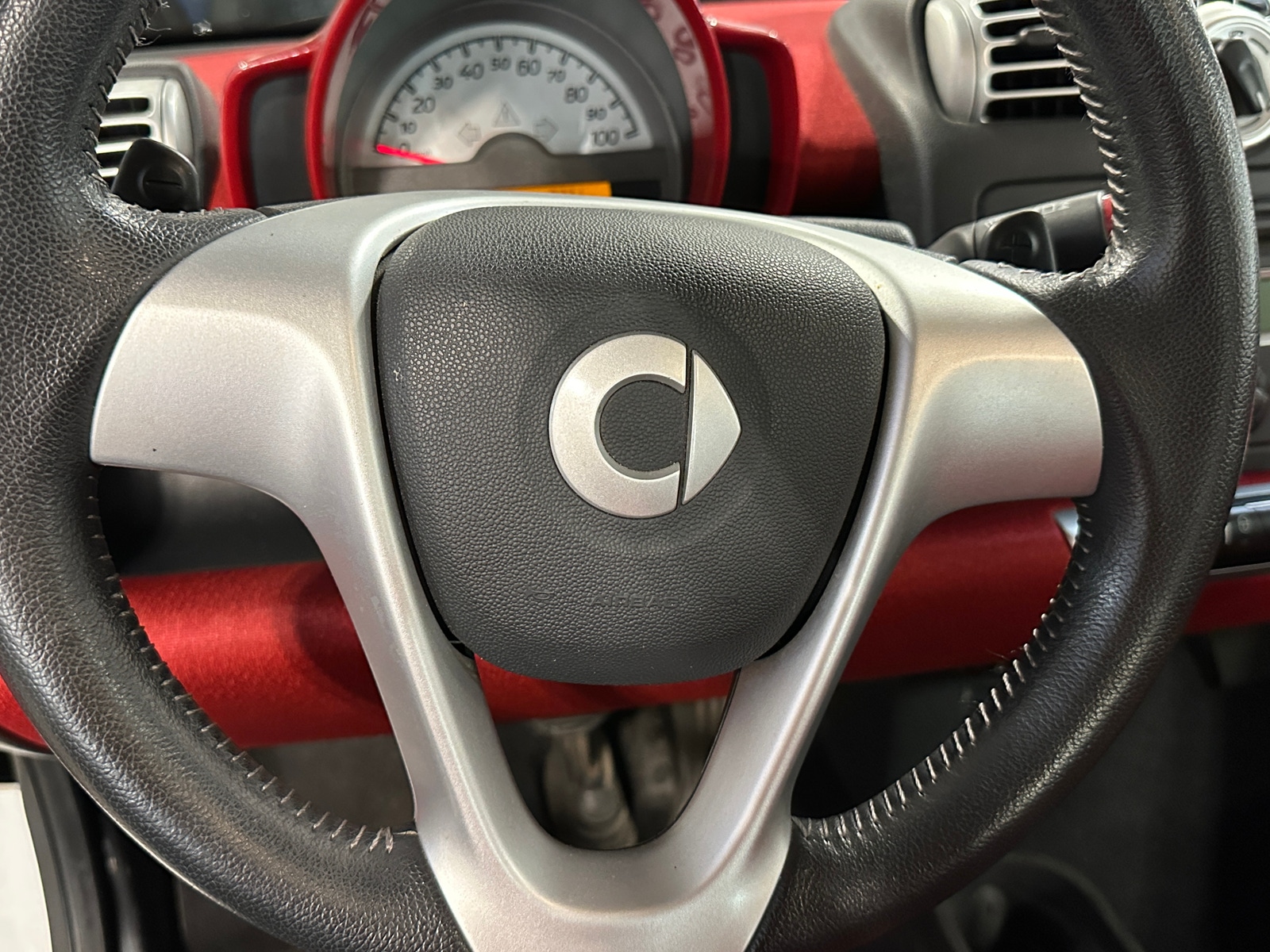 Thumbnail: 2010 smart fortwo - 5