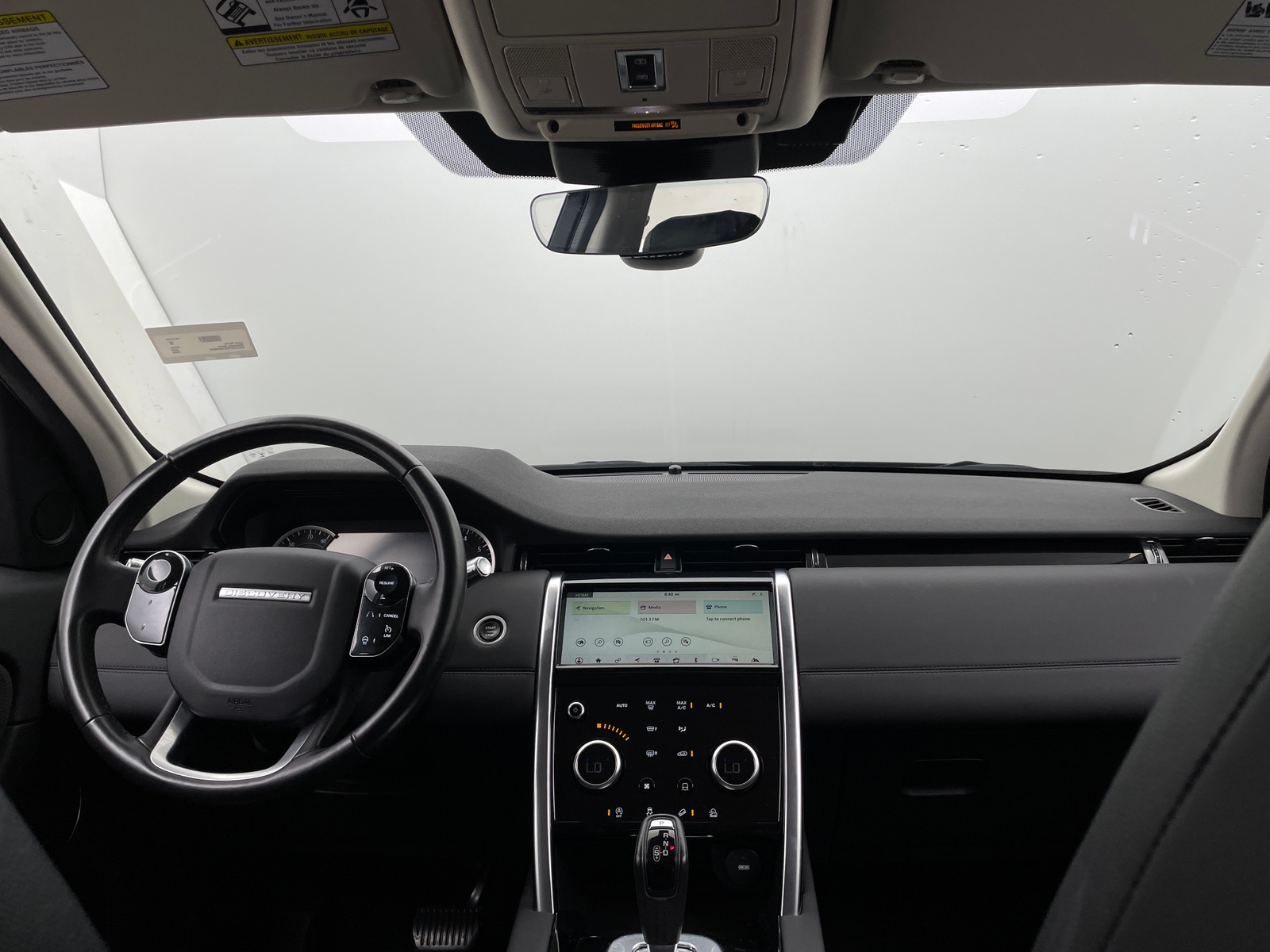 Thumbnail: 2020 Land Rover Discovery Sport - 2