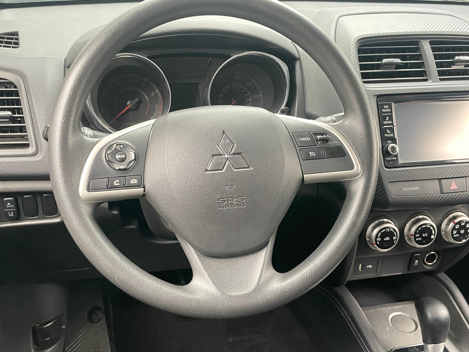 Thumbnail: 2022 Mitsubishi Outlander Sport - 5