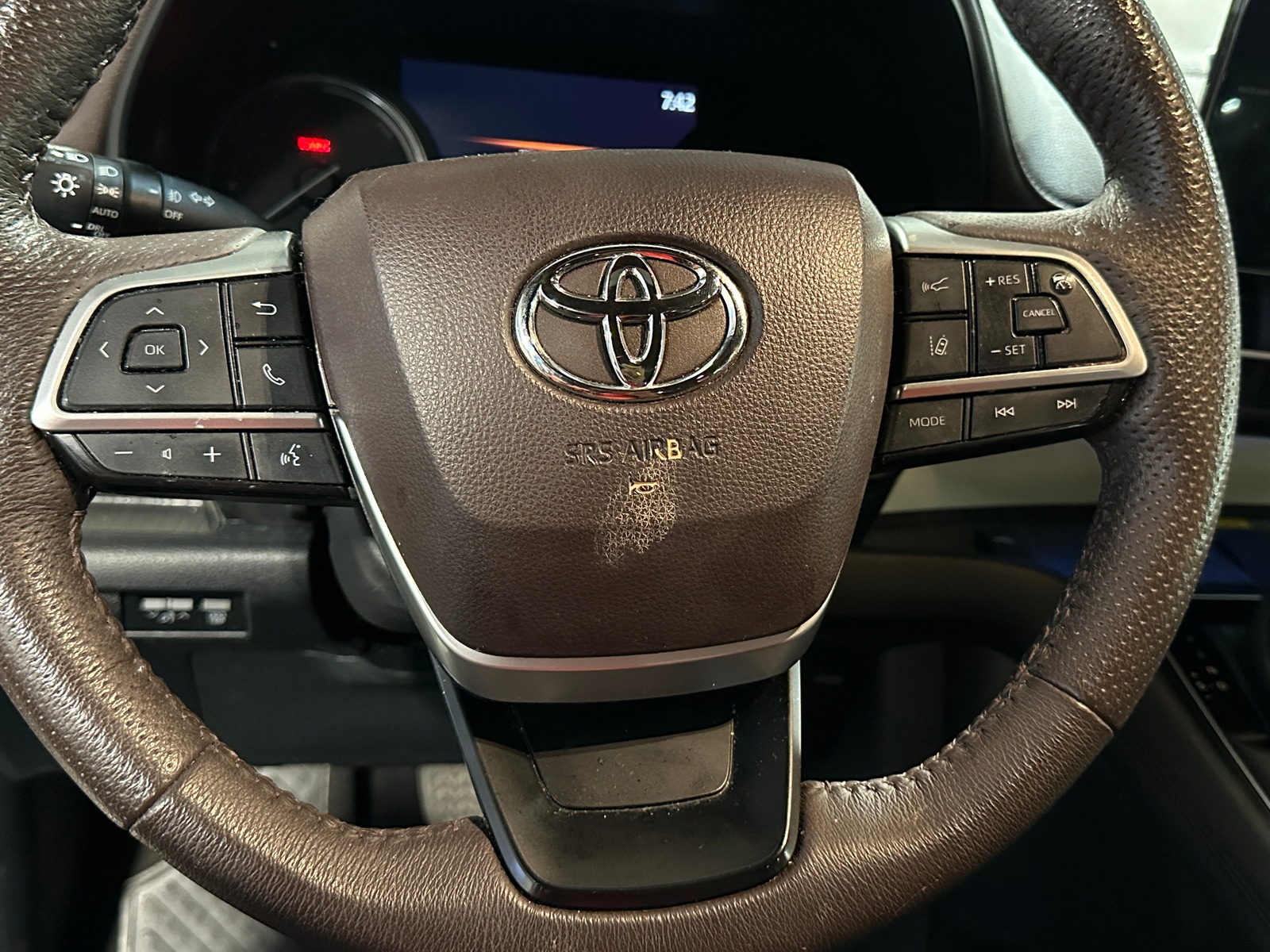 Thumbnail: 2021 Toyota Sienna - 5