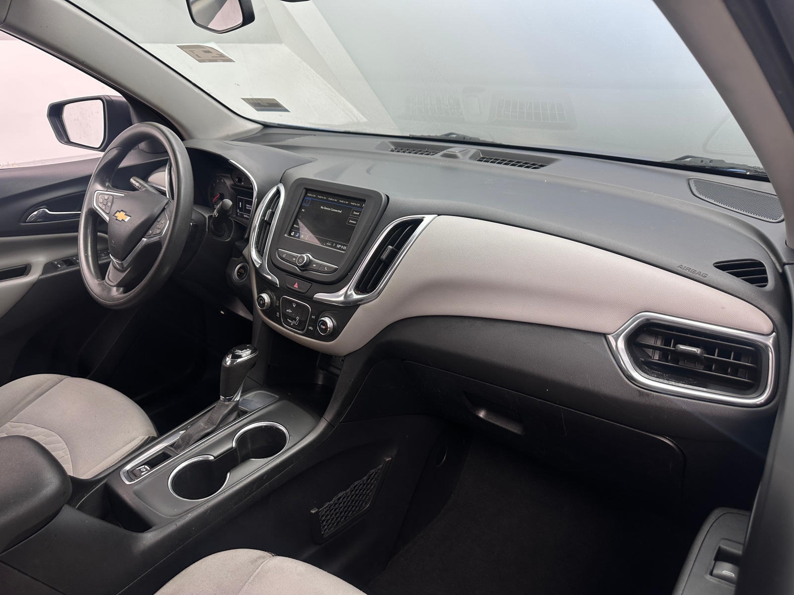 Thumbnail: 2019 Chevrolet Equinox - 3