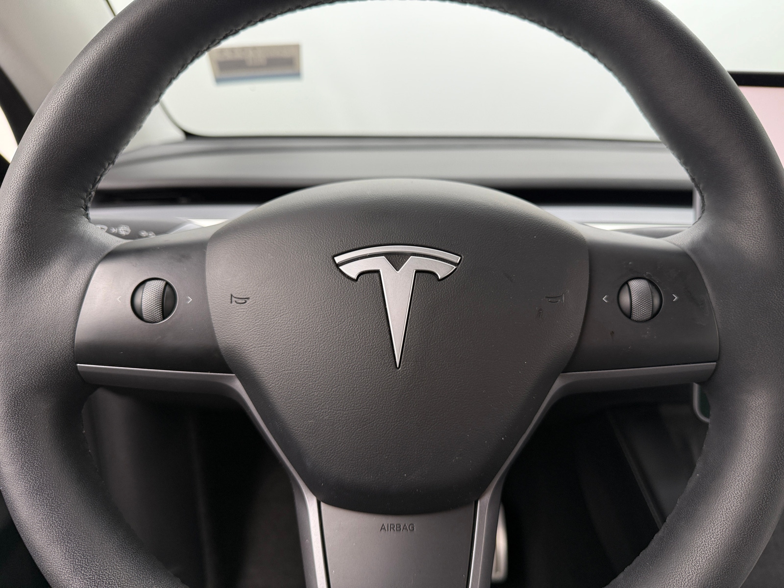 Thumbnail: 2022 Tesla Model Y - 4