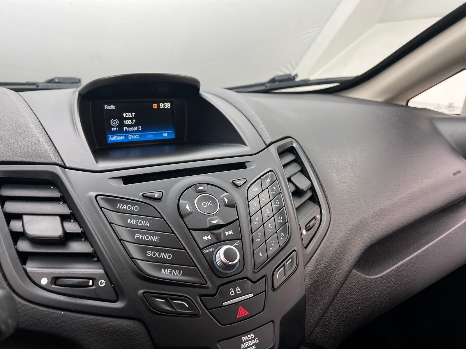 Thumbnail: 2018 Ford Fiesta - 4