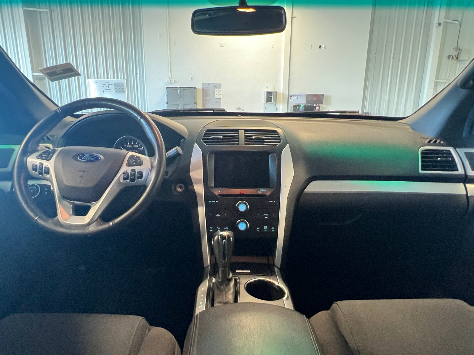 Thumbnail: 2014 Ford Explorer - 3