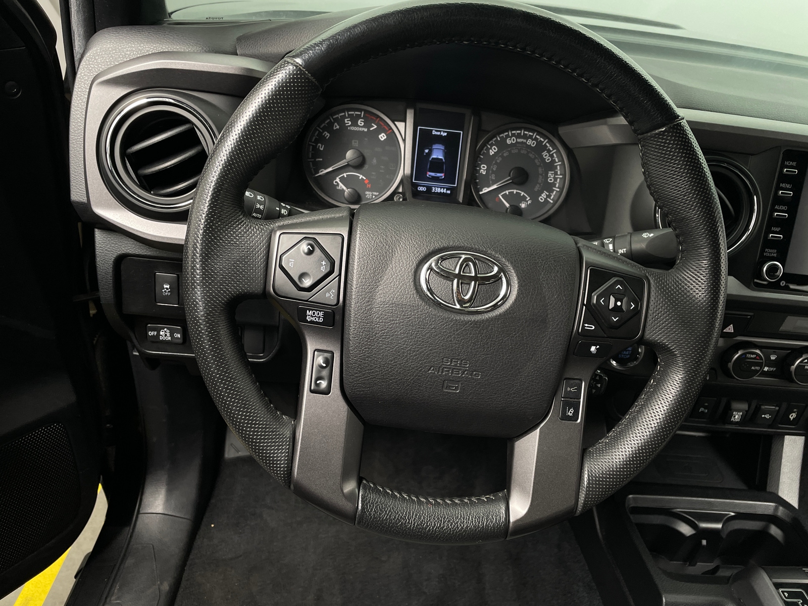 Thumbnail: 2022 Toyota Tacoma - 5
